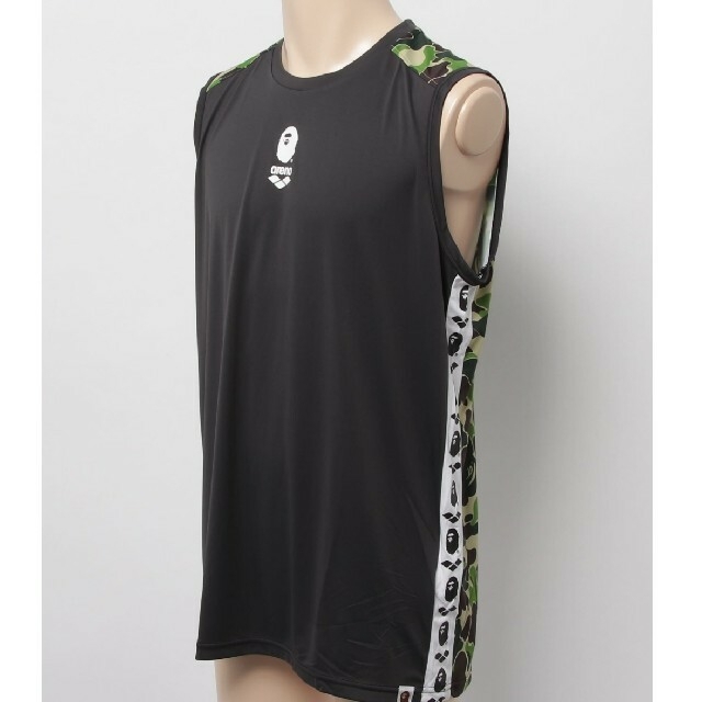 A BATHING APE(アベイシングエイプ)のXLサイズ ARENA × BAPE RASH GUARD メンズの水着/浴衣(水着)の商品写真