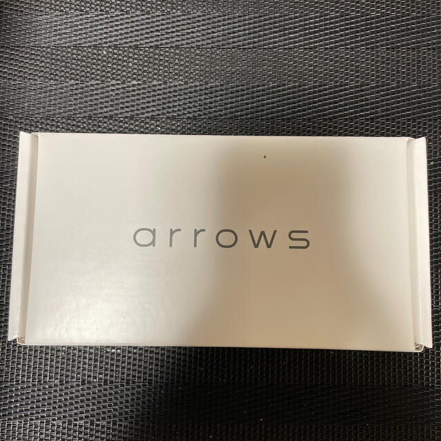 富士通　ARROWS M05 ホワイト 新品未使用