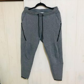 ザラ(ZARA)の【美品】ZARA(ザラ)★灰L 7分丈ジョガーパンツ スウェットパンツ★(その他)