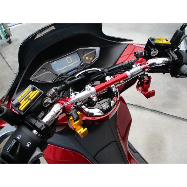 マサ様 新型PCX (JK05/KF47) カスタムパーツ4点セット❗❗の マサ様 新型PCX (JK05/KF47) カスタムパーツ4点セット❗❗の