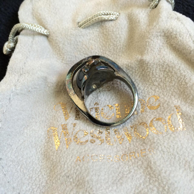 Vivienne Westwood(ヴィヴィアンウエストウッド)のVivienne Westwood スカルリング メンズのアクセサリー(リング(指輪))の商品写真