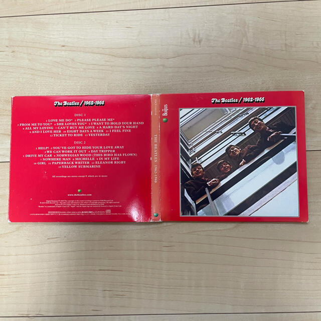 ビートルズ CDアルバム 赤盤 エンタメ/ホビーのCD(ポップス/ロック(洋楽))の商品写真