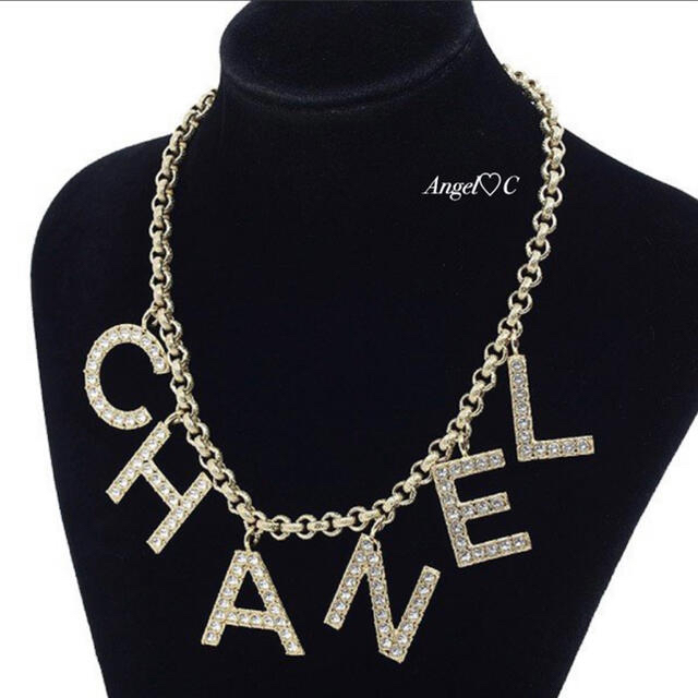 くださいね】 CHANEL - 未使用 CHANEL ラインストーン ネックレスの パソコン 【超希少品】CHANEL ココシリーズロングネックレス ネックレス