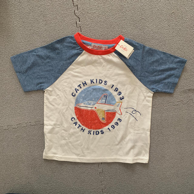 Cath Kidston(キャスキッドソン)のキャスキッズ　Tシャツ　未使用　子供　キッズ キッズ/ベビー/マタニティのキッズ服女の子用(90cm~)(Tシャツ/カットソー)の商品写真