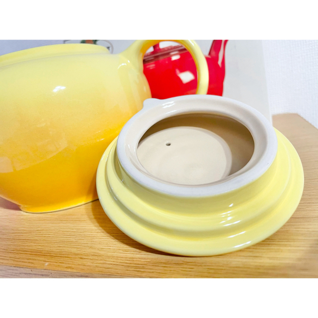 LE CREUSET(ルクルーゼ)の新品☆希少特大クラシックティーポット　ルクルーゼ インテリア/住まい/日用品のキッチン/食器(食器)の商品写真