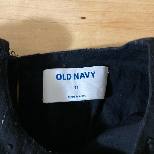 Old Navy(オールドネイビー)の110㎝　ワンピース　ブラック キッズ/ベビー/マタニティのキッズ服女の子用(90cm~)(ワンピース)の商品写真