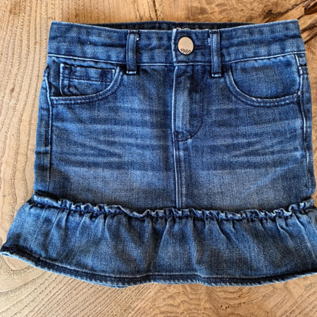 GAP Kids(ギャップキッズ)のGAP kids デニムスカート　110cm キッズ/ベビー/マタニティのキッズ服女の子用(90cm~)(スカート)の商品写真