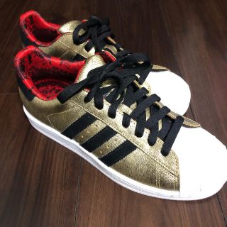 アディダス(adidas)のアディダス  スニーカー(スニーカー)