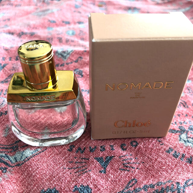 Chloe(クロエ)のクロエノマドオードパルファ値下げ コスメ/美容の香水(香水(女性用))の商品写真