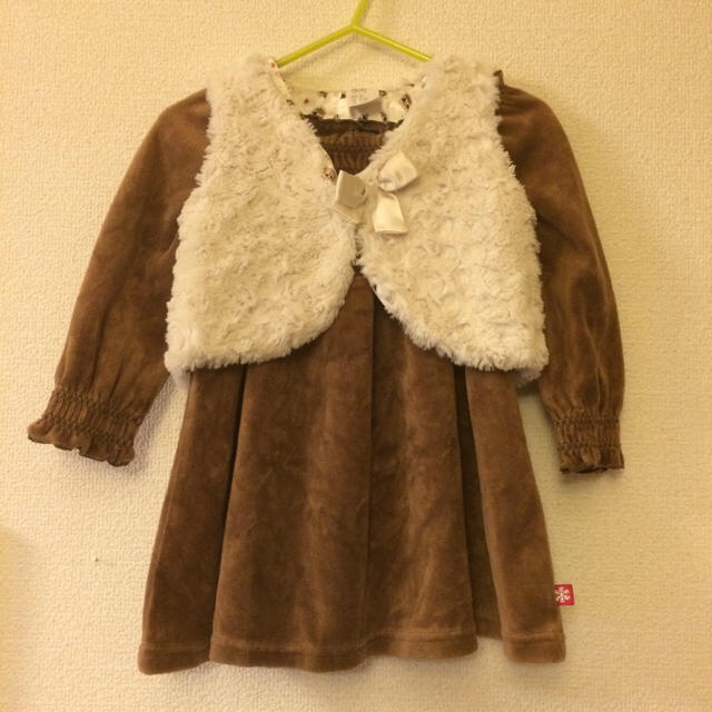 babyGAP(ベビーギャップ)の☆★GAP♡ベロアワンピース80 キッズ/ベビー/マタニティのベビー服(~85cm)(ワンピース)の商品写真