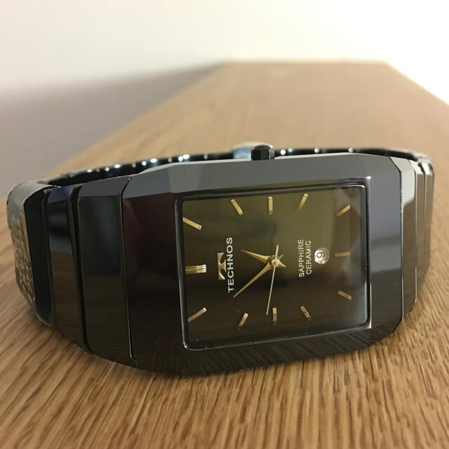 未使用　TECHNOS フルセラミック 腕時計