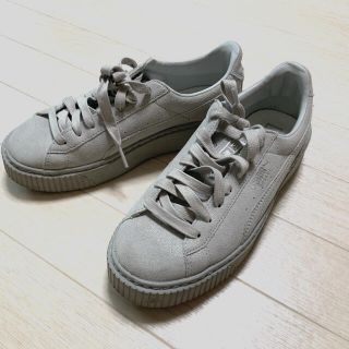 プーマ レザースニーカー スニーカー レディース グレー 灰色系 の通販 2点 Pumaのレディースを買うならラクマ プーマ レザースニーカー スニーカー レディース グレー 灰色系 の通販 2点 Pumaのレディースを買うならラクマ