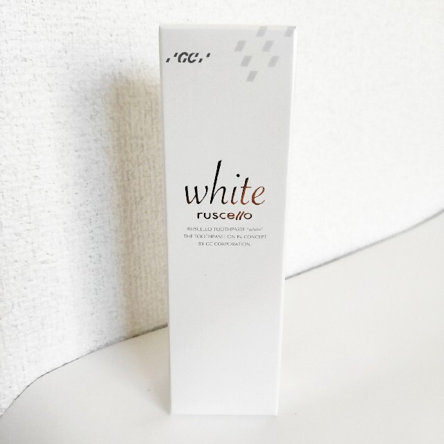 ルシェロ ホワイト 歯みがき粉 コスメ/美容のオーラルケア(歯磨き粉)の商品写真