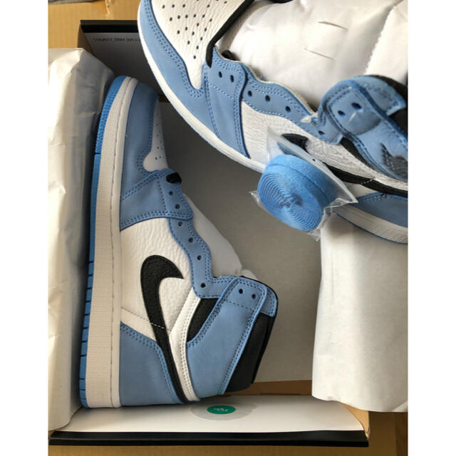 NIKE(ナイキ)のNIKE AIR JORDAN1 HIGH OG UNIVERSITY BLUE メンズの靴/シューズ(スニーカー)の商品写真