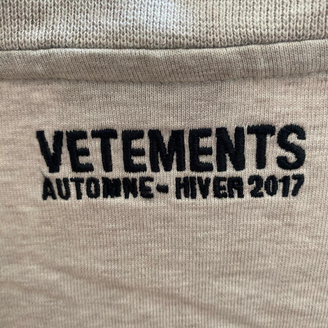 [三代目登坂着用]VETEMENTS Tシャツ