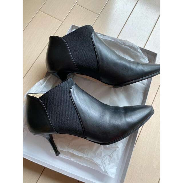 Jimmy Choo ブーツ 135,300円