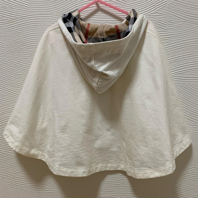 BURBERRY(バーバリー)の⭐️美品⭐️BURBERRY バーバリーチルドレン⭐️コットン素材マント　3Y キッズ/ベビー/マタニティのキッズ服男の子用(90cm~)(ジャケット/上着)の商品写真