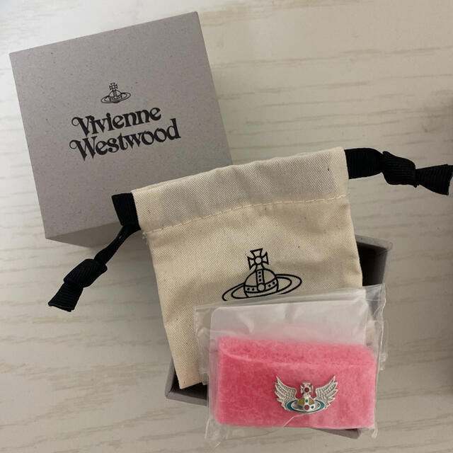 Vivienne Westwood 片耳ピアス