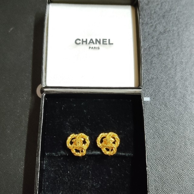 WEB限定カラー CHANEL - CHANEL イヤリング ヴィンテージ ココマーク