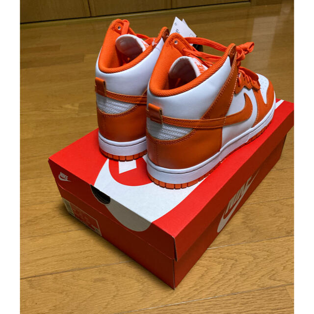NIKE(ナイキ)のダンク ハイ オレンジ 28cm メンズの靴/シューズ(スニーカー)の商品写真