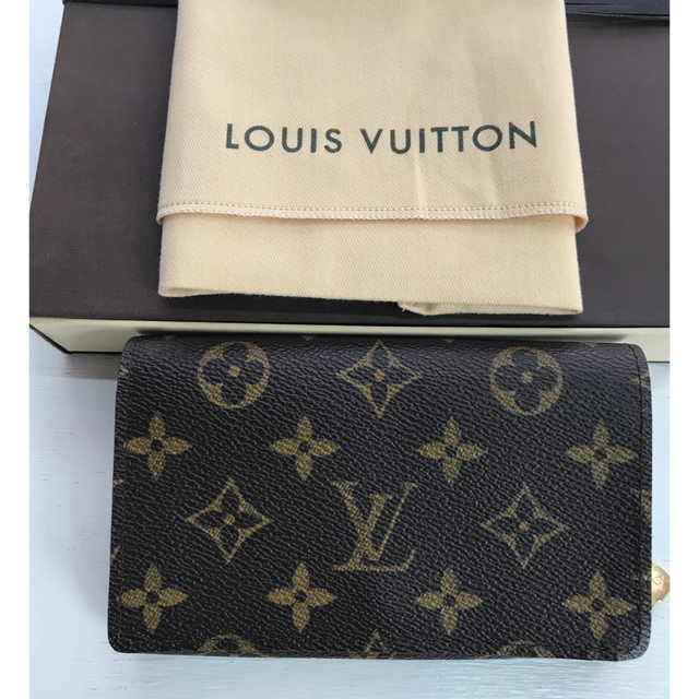 LOUIS VUITTON - 期間限定お値下げ！新品、未使用！　　ルイヴィトン　ポルトモネビエトレゾール　財布