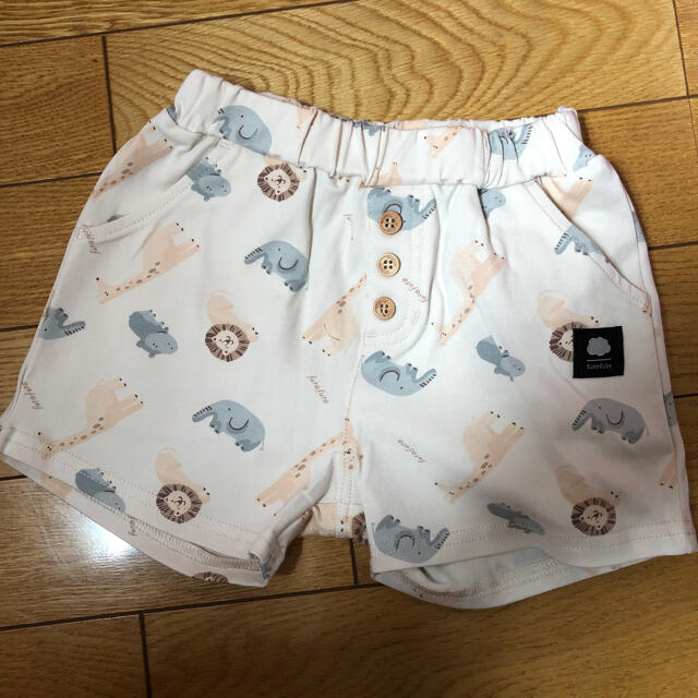 futafuta(フタフタ)のfutafuta アニマル柄ショートパンツ　95  キッズ/ベビー/マタニティのキッズ服男の子用(90cm~)(パンツ/スパッツ)の商品写真