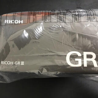 リコー(RICOH)のRICOH  GR III gr3  ストラップ＆SDカード　セット(コンパクトデジタルカメラ)