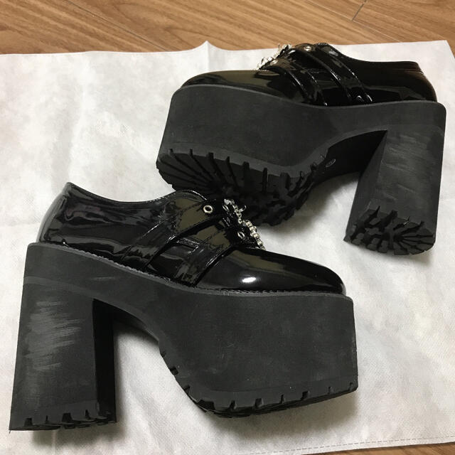 Bubbles - bubble ダブルバックル厚底シューズの通販 by 引越しのため Bubbles - bubble ダブルバックル厚底シューズの通販 by 引越しのため