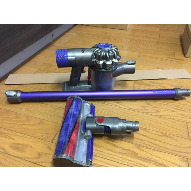 dyson SV09 V6 fluffy 本体のみ　バッテリー交換済み