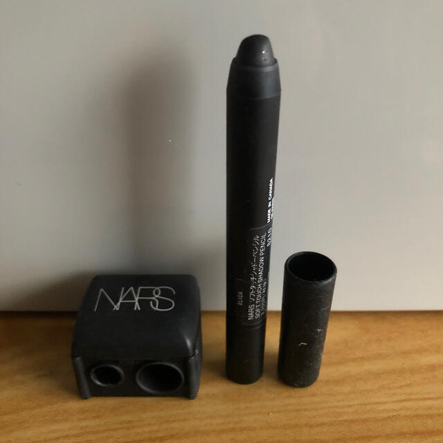 NARS(ナーズ)のNARS シャドーペンシル&シャープナー コスメ/美容のベースメイク/化粧品(アイシャドウ)の商品写真