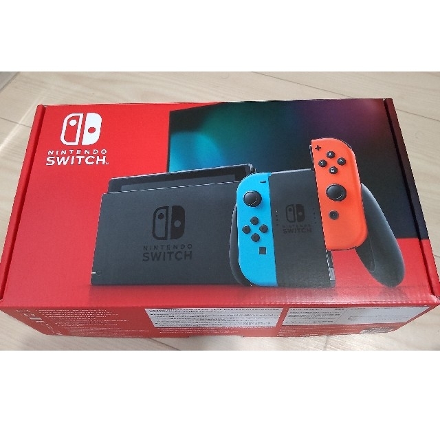 Nintendo Switch(ニンテンドースイッチ)の美品 Nintendo Switch  ネオンレッド エンタメ/ホビーのゲームソフト/ゲーム機本体(家庭用ゲーム機本体)の商品写真