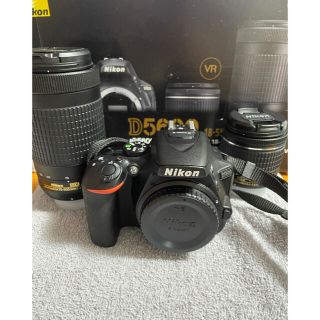 ニコン(Nikon)のNikon　Ꭰ5600 ダブルズームキット(デジタル一眼)