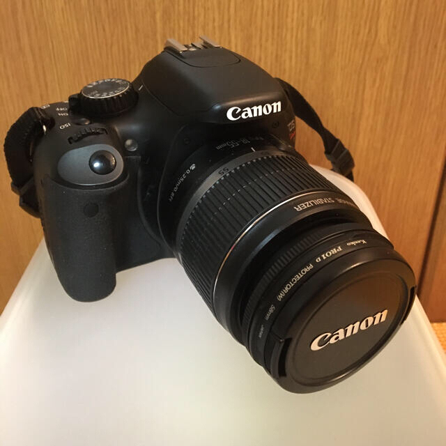 Canon(キヤノン)のCanon EOS Kiss X4ダブルズームキット！バッグ付き スマホ/家電/カメラのカメラ(デジタル一眼)の商品写真