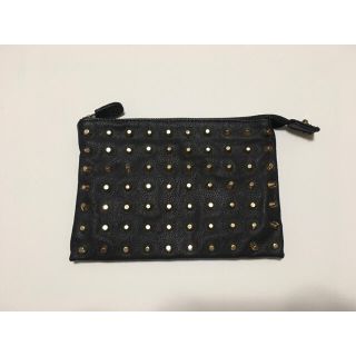 ザラ(ZARA)のZARA 新品、未使用 レディース 黒レザースタッズクラッチバック(クラッチバッグ)