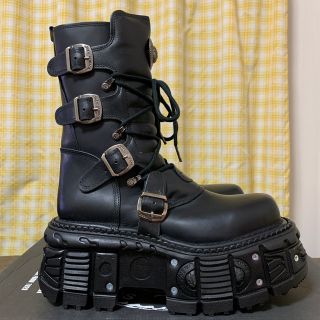 ドクターマーチン(Dr.Martens)の新品未使用★入手困難‼️NEW ROCKの厚底ブーツがカッコ良過ぎ❤️✨(ブーツ)