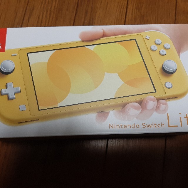 Nintendo Switch Lite イエロー