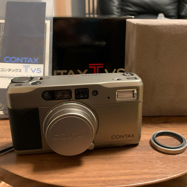 京セラ(キョウセラ)のコンタックス　contax tvs チタン　 スマホ/家電/カメラのカメラ(フィルムカメラ)の商品写真