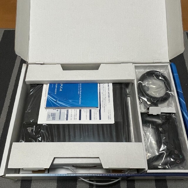 PS4 Playstation 4 500GB 本体 CUH-1000A