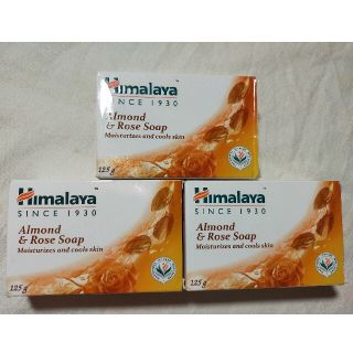 Himalaya　Almond & Rose Soap(ボディソープ/石鹸)