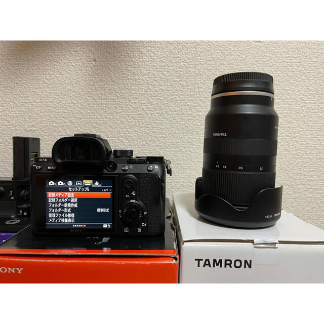 SONY α7iiiとタムロン28-75 f2.8のセットです。 - ミラーレス一眼