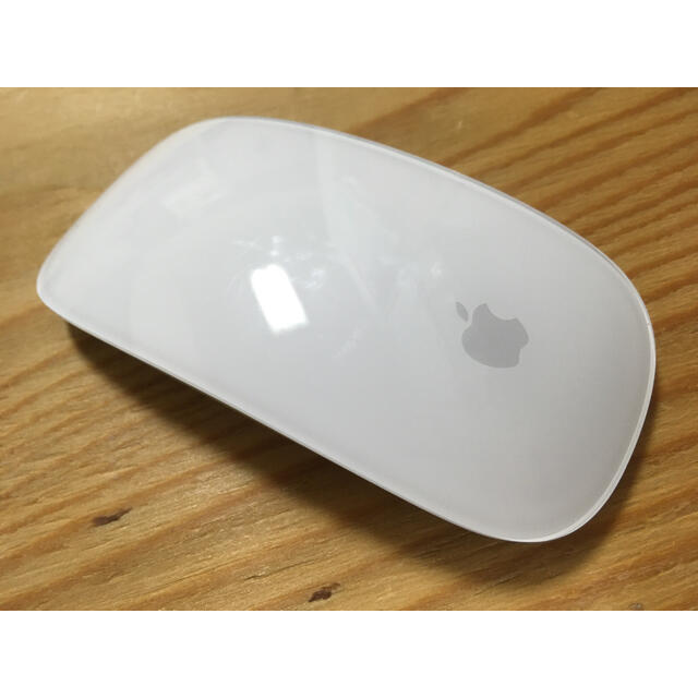 Apple(アップル)のmagic mouse2 スマホ/家電/カメラのPC/タブレット(PC周辺機器)の商品写真