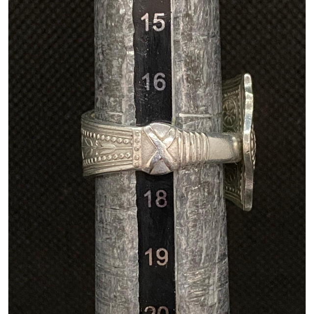 アンティーク スプーンリング 17号 調節可 アメリカ 総柄 民族 1610 メンズのアクセサリー(リング(指輪))の商品写真