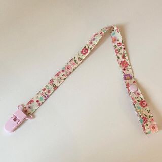 ハンドメイド  おもちゃホルダー　マルチホルダー(外出用品)