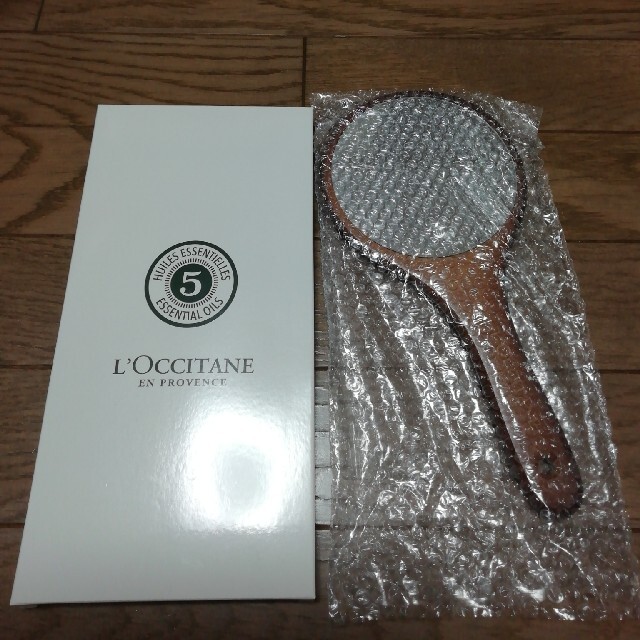 L'OCCITANE(ロクシタン)のL'OCCITANE　ウッドミラー レディースのファッション小物(ミラー)の商品写真