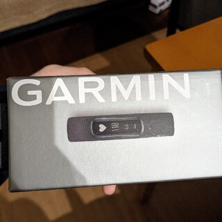 ガーミン(GARMIN)のGARMIN vivosmart4(腕時計(デジタル))