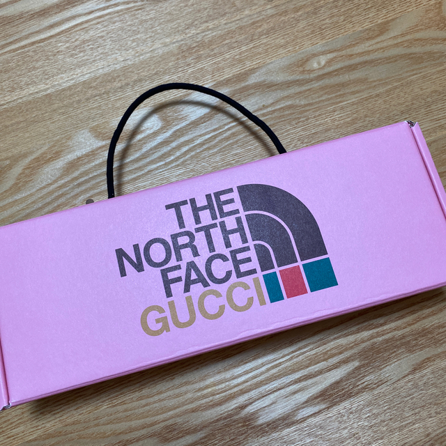 Gucci(グッチ)のGUCCI ☆THE NORTH FACE Mサイズソックス　ロゴ メンズのレッグウェア(ソックス)の商品写真