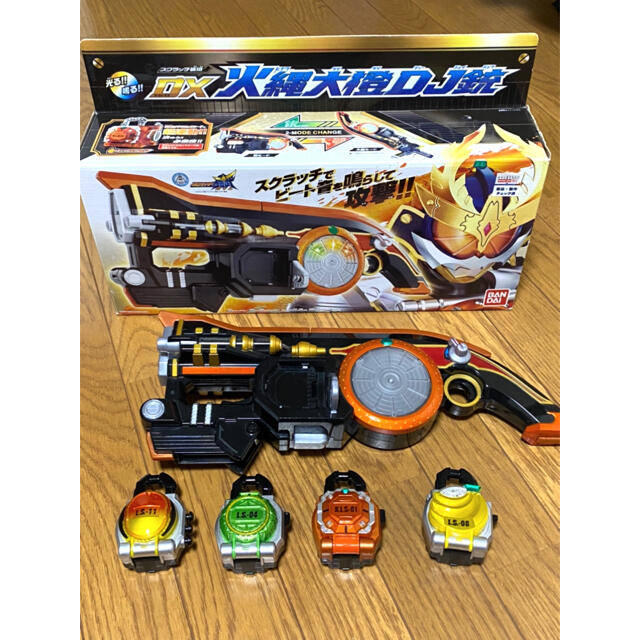 仮面ライダー鎧武 光る!!鳴る!!DX火縄大橙DJ銃 ロックシードセット