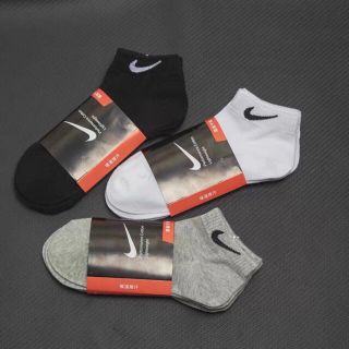 ナイキ(NIKE)の新品 NIKE ナイキ ソックス 24〜26 5足 セット(ソックス)