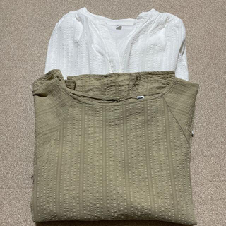 ユニクロ(UNIQLO)のシャツ(シャツ/ブラウス(長袖/七分))