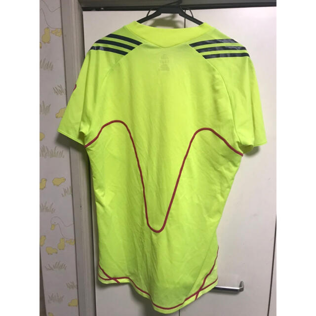 adidas(アディダス)の「美品」adidas アディダス Tシャツ スポーツ/アウトドアのサッカー/フットサル(ウェア)の商品写真